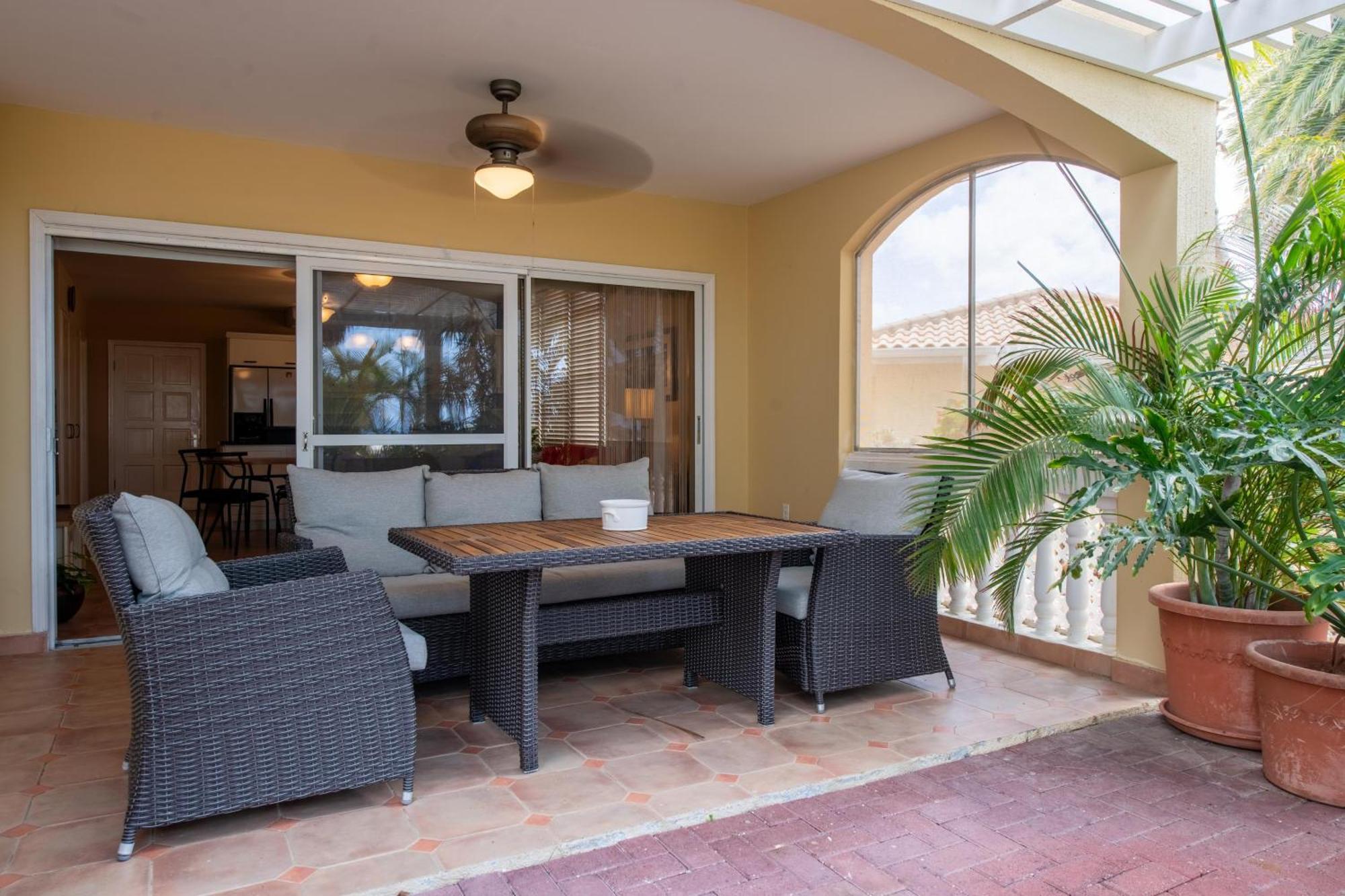 Curacao Luxury Holiday Rentals Willemstad Exterior photo